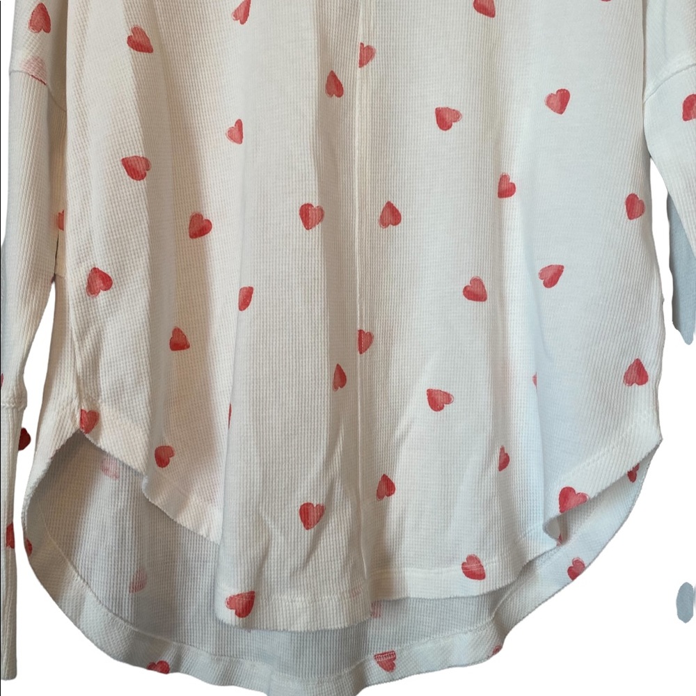 Lucky Brand Cream with Hearts Long Sleeved Top - Picture 3 of 14